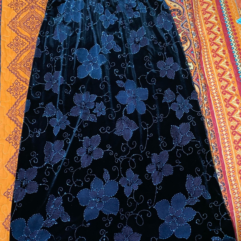 Elegant Black Floral Skirt